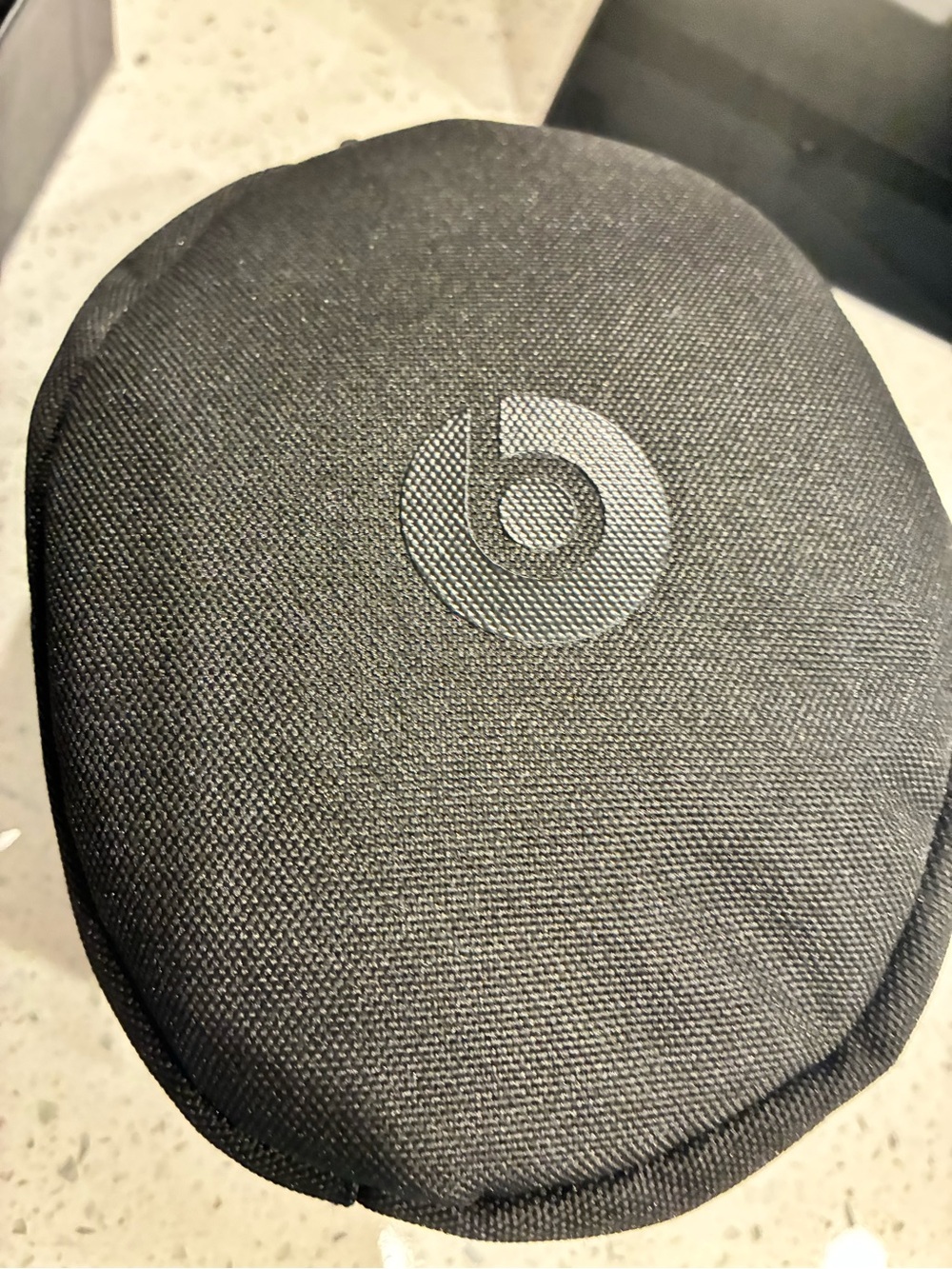 Beats Solo3 Wireless On-Ear Headphones - Black - Picture 4 of 9